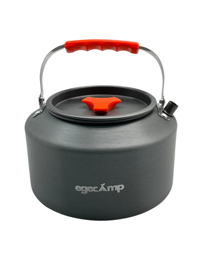 Kamp ve karavan için büyük su kaynatma demliği