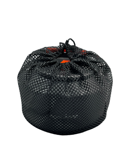 EgeCamp 1.6 lt çaydanlık ve siyah file taşıma kılıfı seti yan yana.