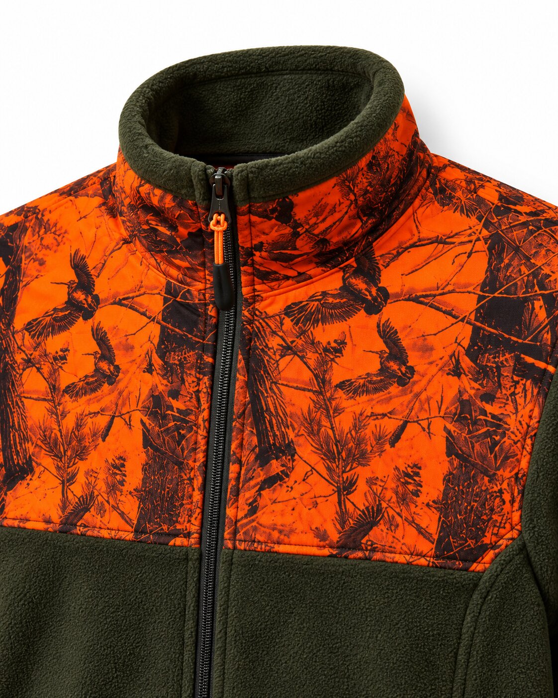 Su ve rüzgar itici özellikli dayanıklı softshell kumaş detayı